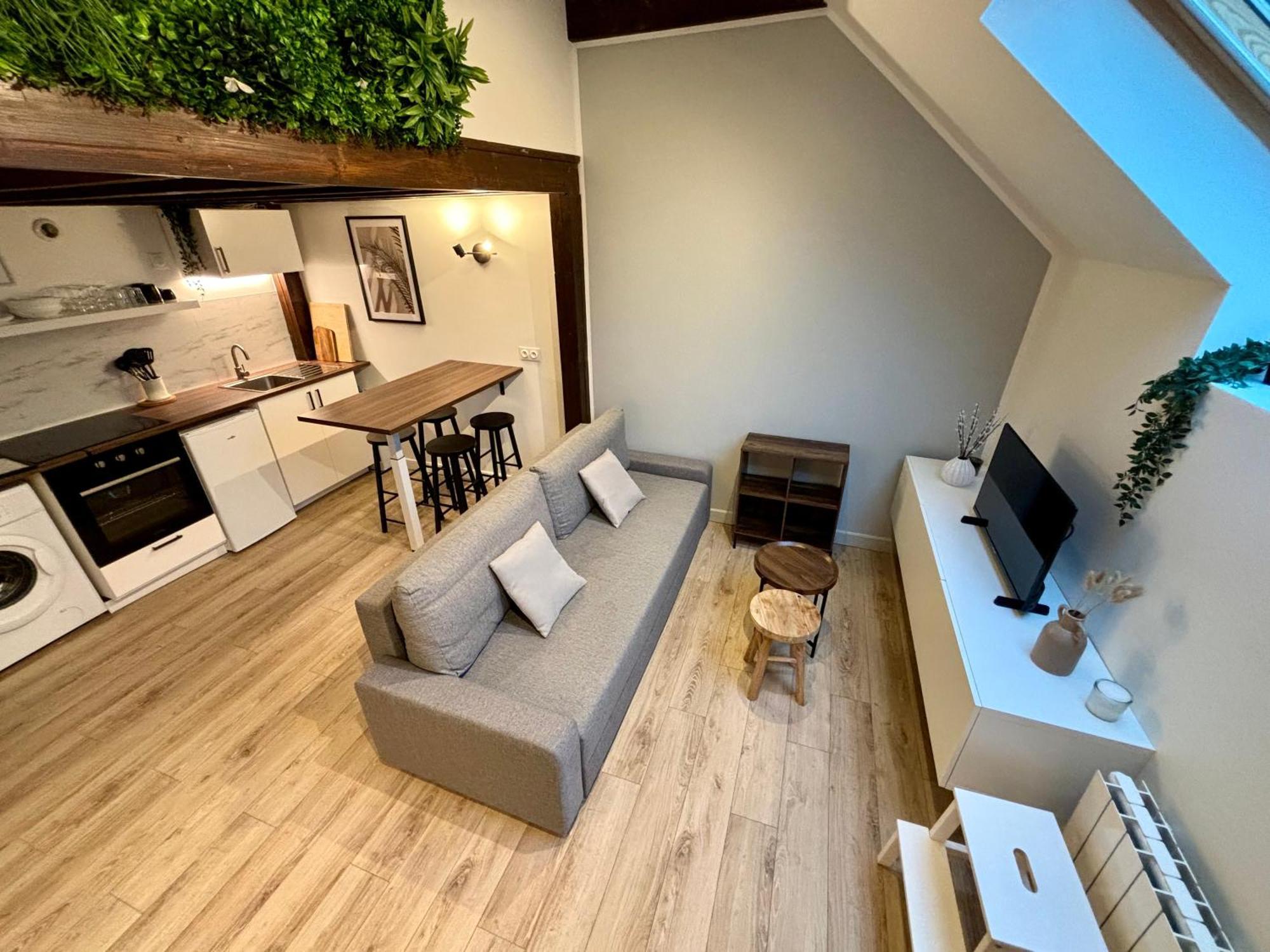 Апартаменти Le Petit Jardin, Proche Gare, Hyper Centre Камбре Екстер'єр фото